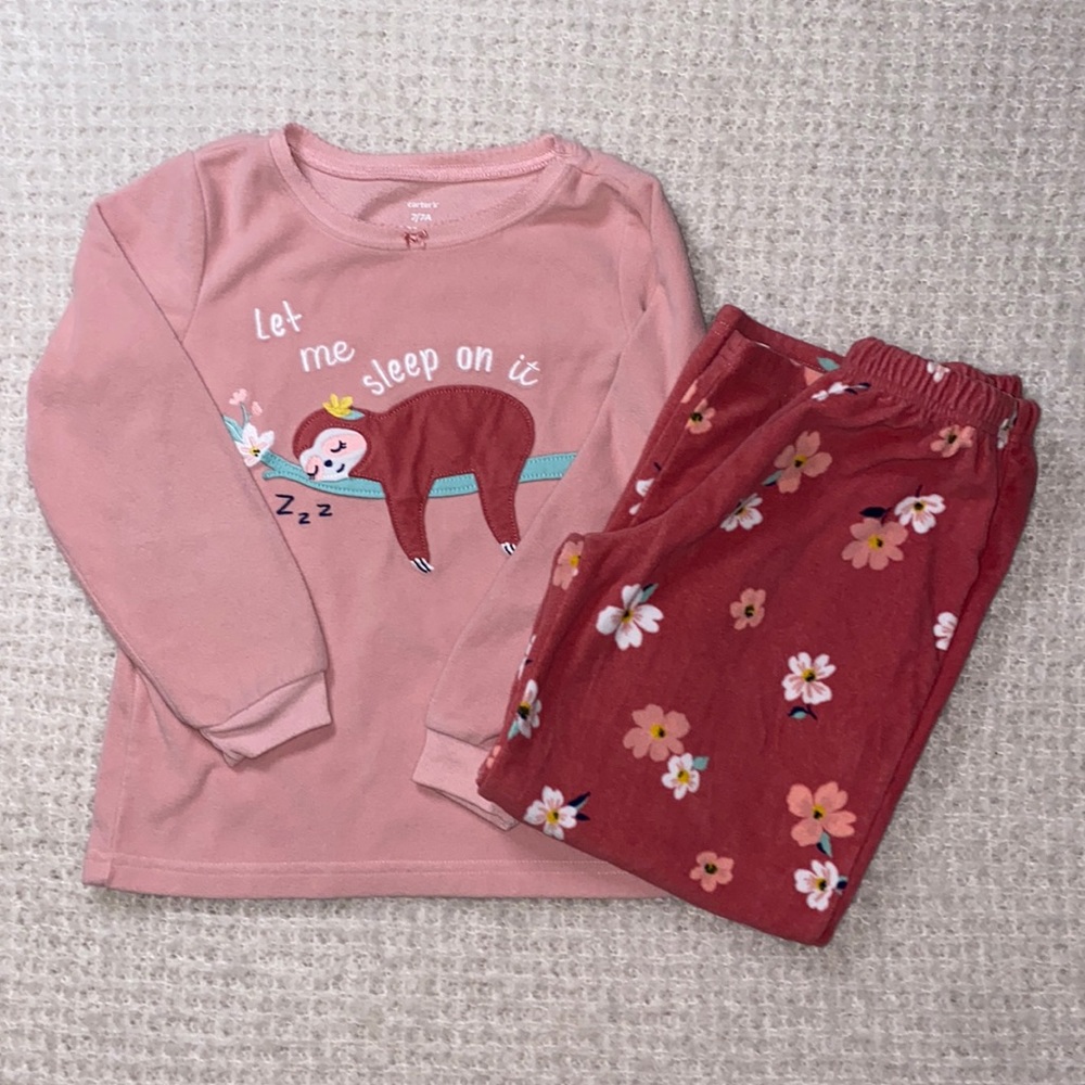 CARTERS FLEECE SLOTH 🦥 JAMMIES